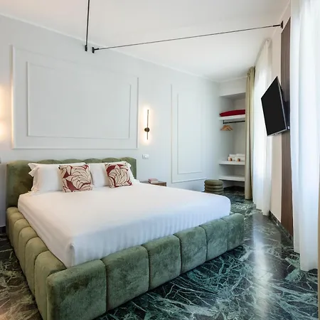 Deza Cavour Harmony Apartment *