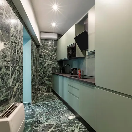 Deza Cavour Harmony * Rome