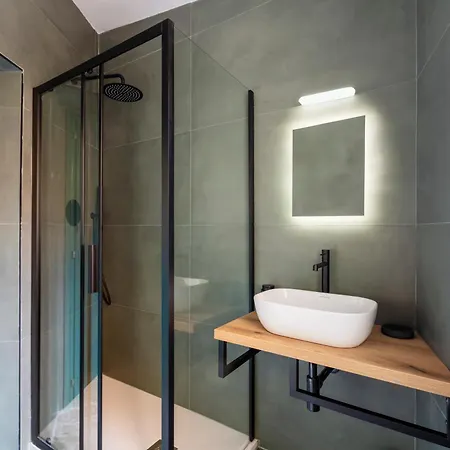 Apartment Deza Cavour Harmony Rome