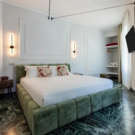 Deza Cavour Harmony * Rome