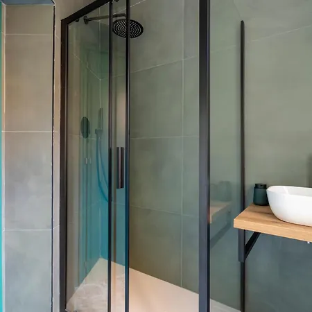 Deza Cavour Harmony Apartment *