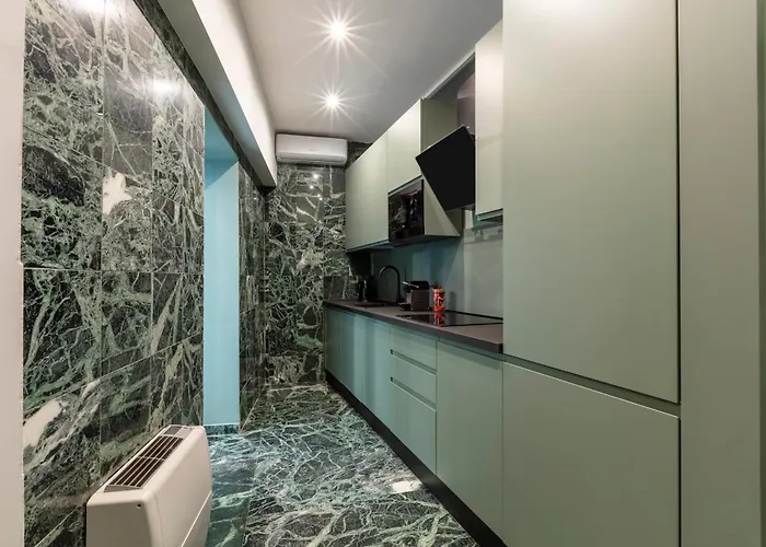 Deza Cavour Harmony * ローマ